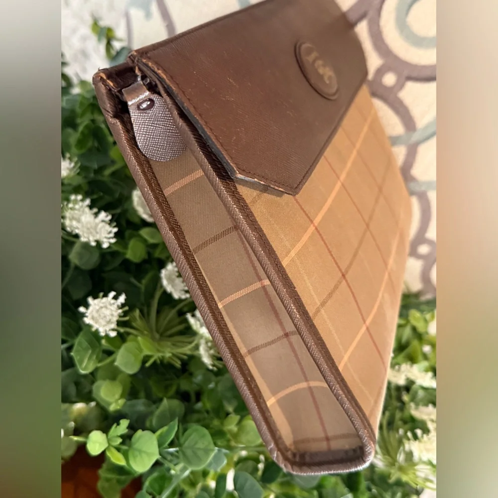 Burberry Vintage Plaid Clutch/Portfolio Case
